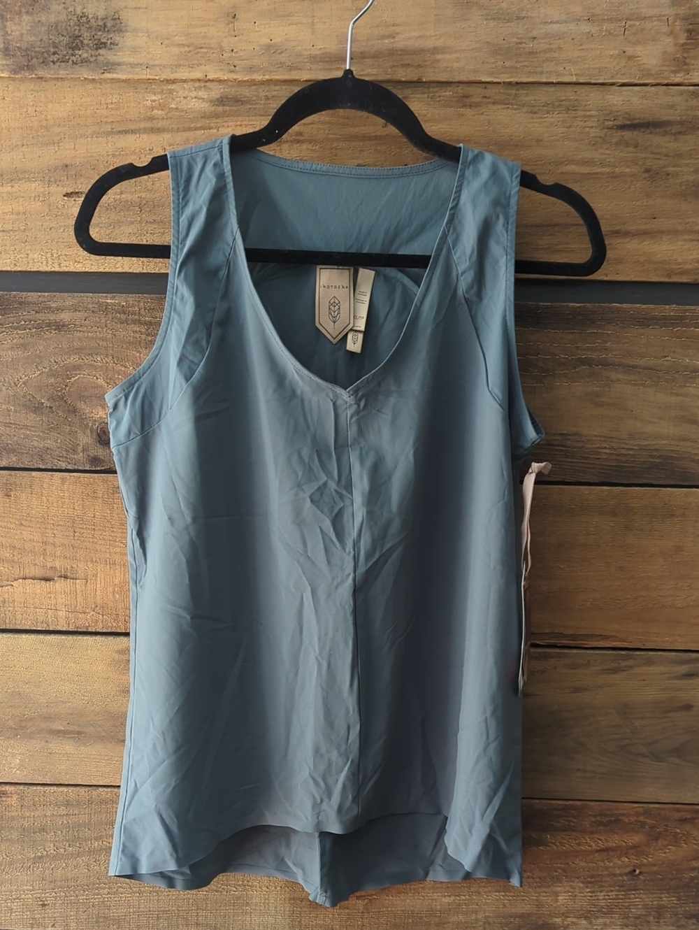 Evereve Slate Blue V-Neck Sleeveless Camisole